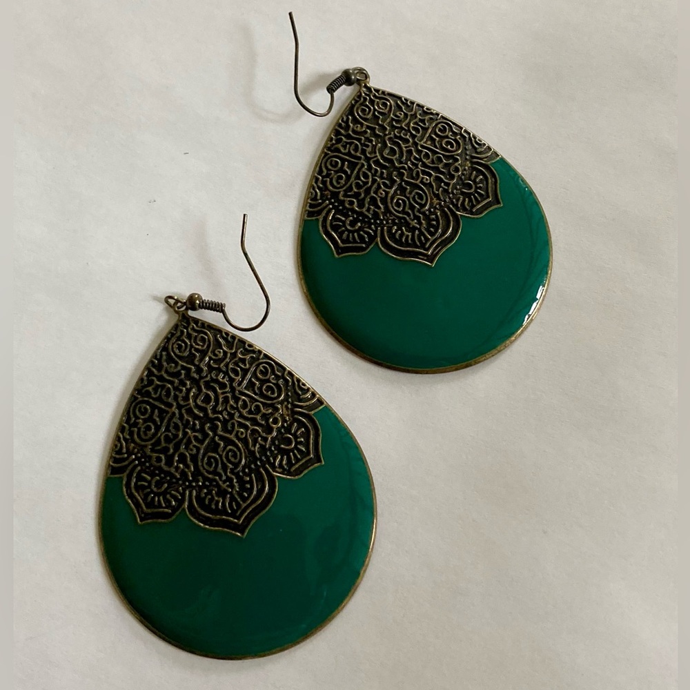 Gold Metal Filigree & Blue Green Teal Teardrop Dangle Earrings 2”